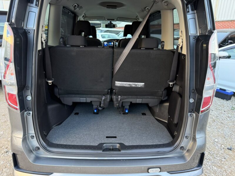 2021 Nissan Serena e-Power Highway 1.2 Hybrid – Automatic In Manchester UK