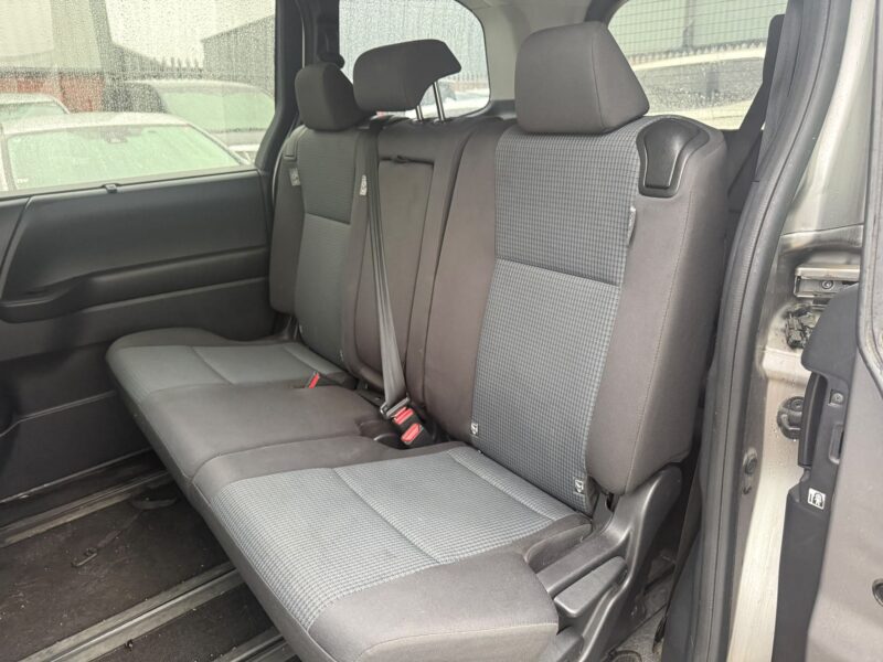 2022 Toyota Noah 1.8 Hybrid – ULEZ Free 7 Seater Family MPV UK