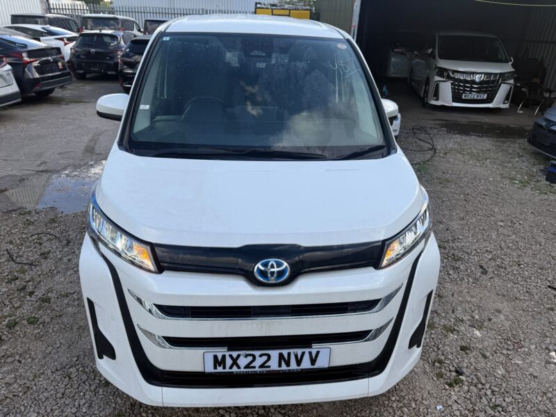 2022 Toyota Noah 1.8 Hybrid – Used Hybrid MPV in Manchester UK