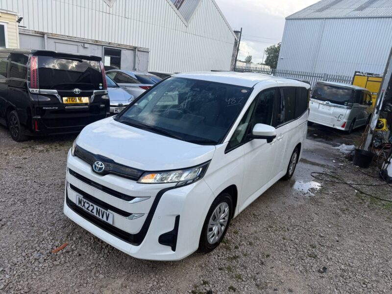 2022 Toyota Noah 1.8 Hybrid – Used Hybrid MPV in Manchester UK