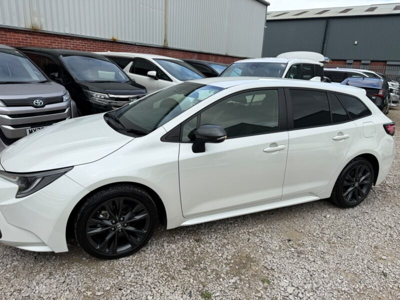2021 Toyota Corolla Touring Hybrid 1.8 – Used Hybrid Car in Manchester UK